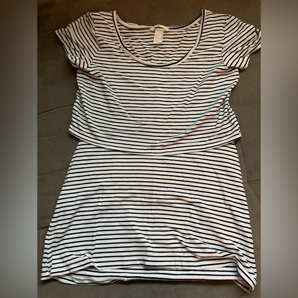 H&M Nursing striped tee